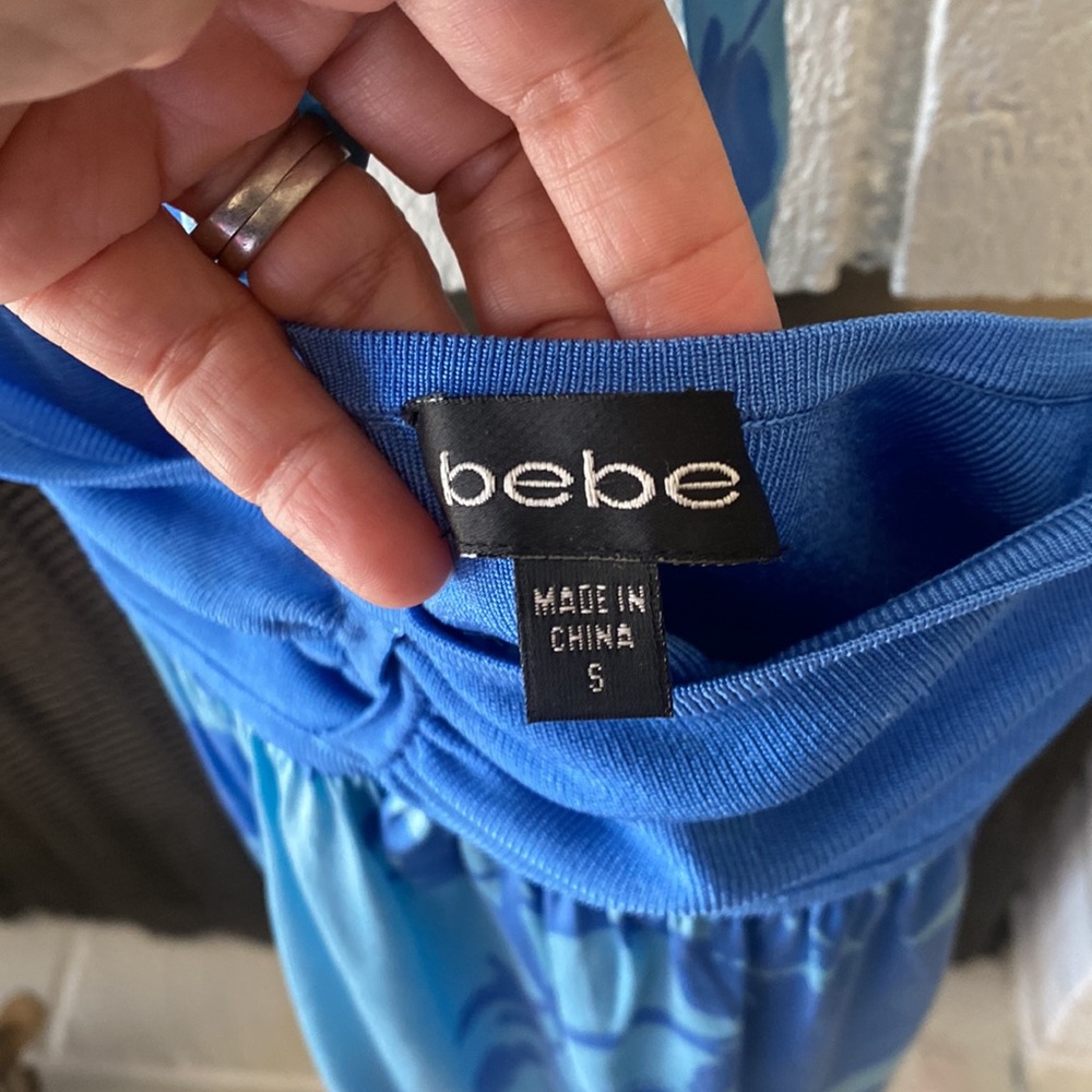 Tops - Picture 3 of 4